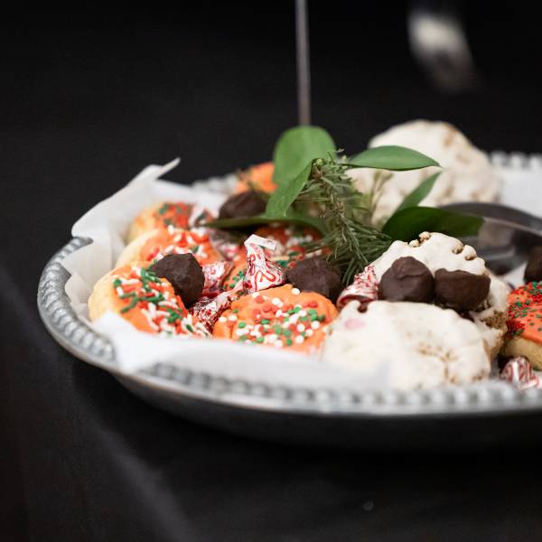 A dessert tray of assorted cookies