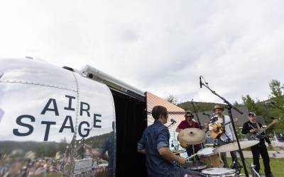 Breck Create AirStage at the Wellington Neighborhood Party summer 2021