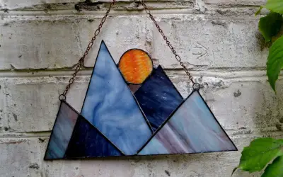 Mountain Suncatchers Workshop: Introduction to Stained Glass 2-day Series