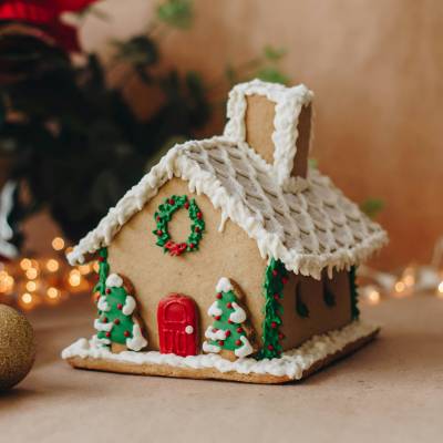 Handmade Holiday: Gingerbread House Contest